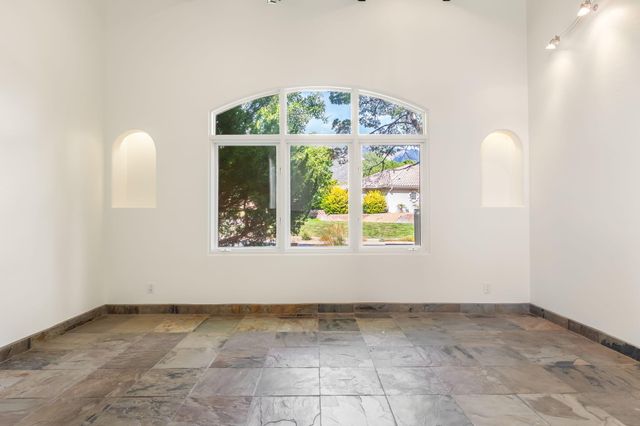 11920 Dusty Rose Road NE, Albuquerque, NM 87122