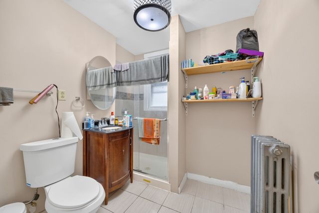 8956 S Dauphin Avenue, Chicago, IL 60619