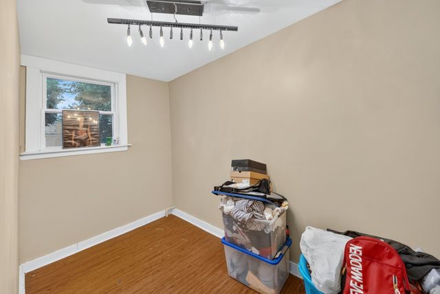 8956 S Dauphin Avenue, Chicago, IL 60619