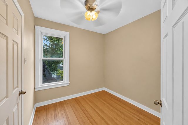 8956 S Dauphin Avenue, Chicago, IL 60619