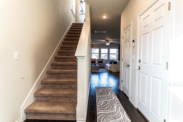 7404 Albany DR, Austin, TX 78754