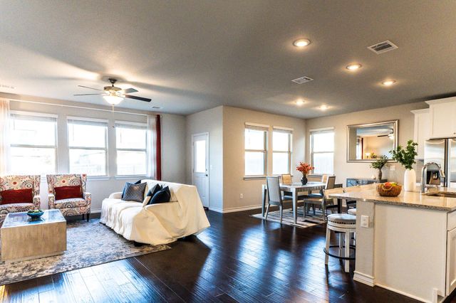 7404 Albany DR, Austin, TX 78754