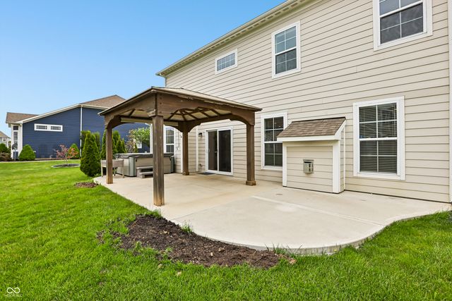 15143 Gallop Lane, Fishers, IN 46040