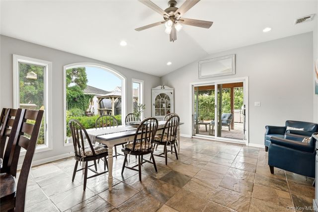 178 New Hampshire Avenue, Massapequa, NY 11758