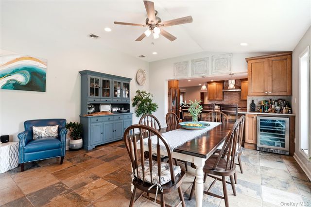 178 New Hampshire Avenue, Massapequa, NY 11758