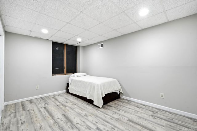 178 New Hampshire Avenue, Massapequa, NY 11758