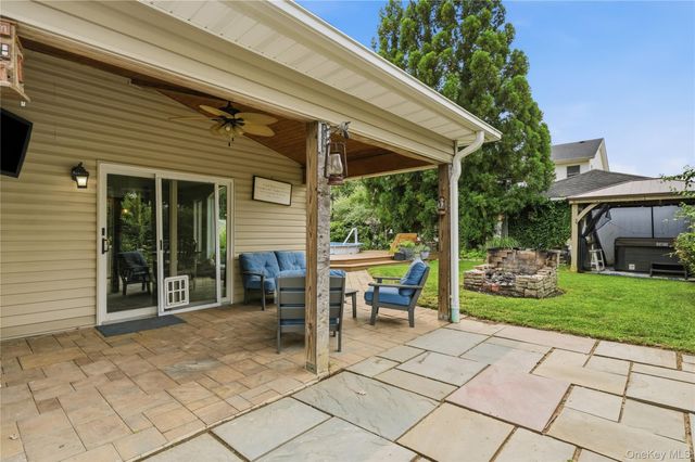 178 New Hampshire Avenue, Massapequa, NY 11758
