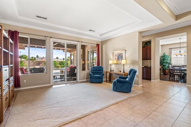 43572 Calle Espada, La Quinta, CA 92253