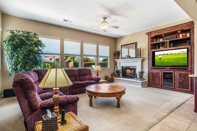 43572 Calle Espada, La Quinta, CA 92253