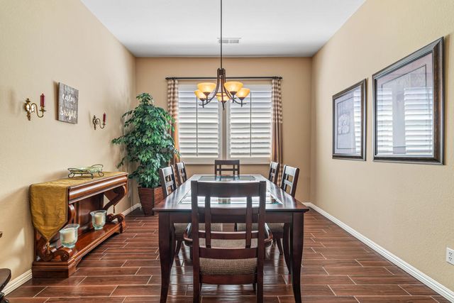 43572 Calle Espada, La Quinta, CA 92253