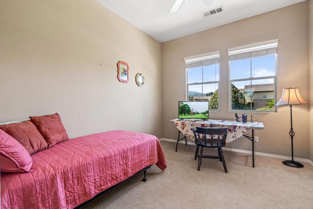 43572 Calle Espada, La Quinta, CA 92253