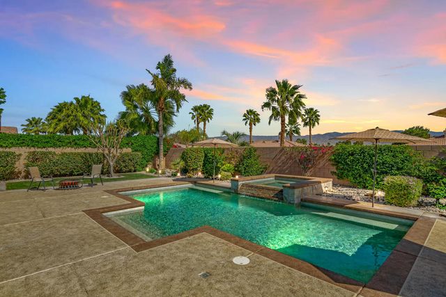 43572 Calle Espada, La Quinta, CA 92253