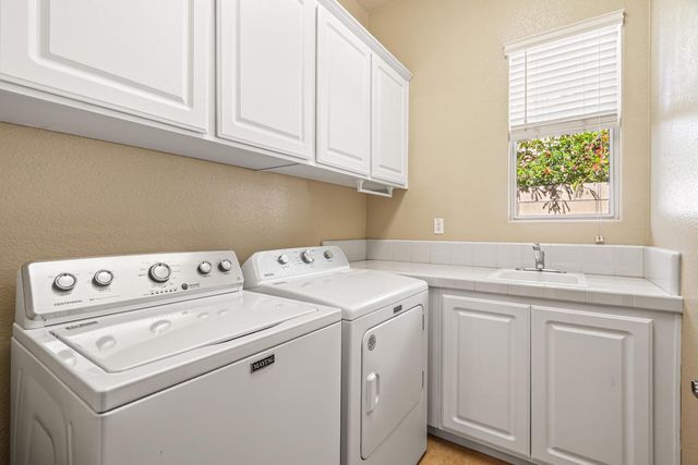 43572 Calle Espada, La Quinta, CA 92253