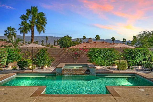 43572 Calle Espada, La Quinta, CA 92253