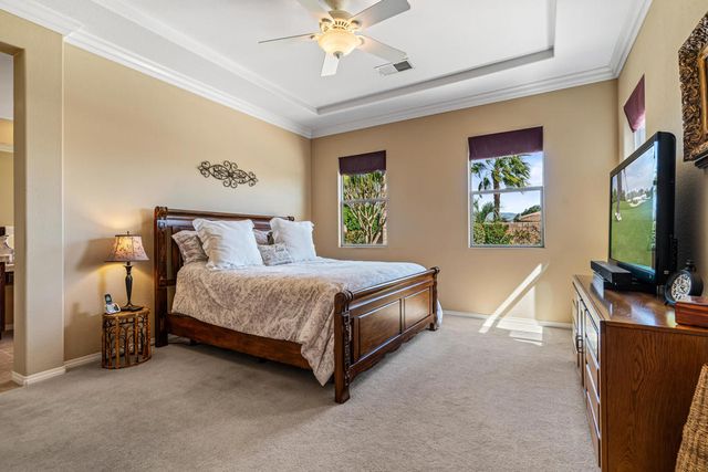 43572 Calle Espada, La Quinta, CA 92253