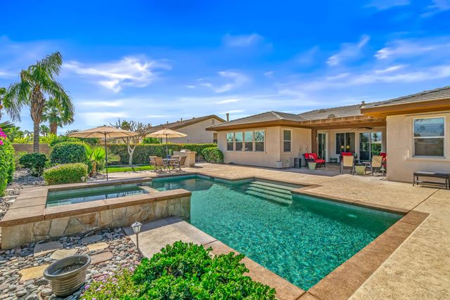 43572 Calle Espada, La Quinta, CA 92253