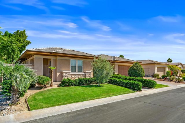 43572 Calle Espada, La Quinta, CA 92253