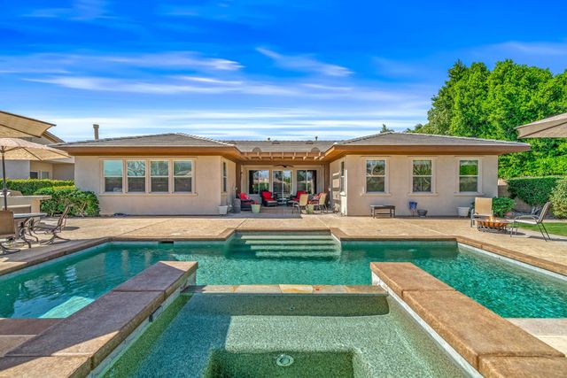 43572 Calle Espada, La Quinta, CA 92253