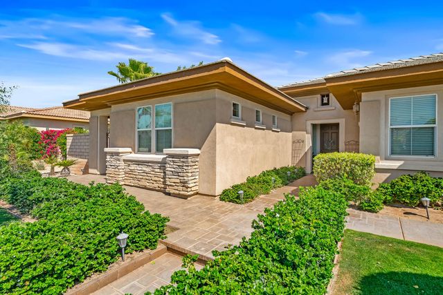 43572 Calle Espada, La Quinta, CA 92253