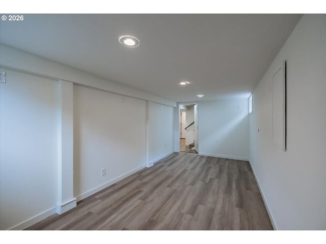 8610 Ne HANCOCK St, Portland, OR 97220