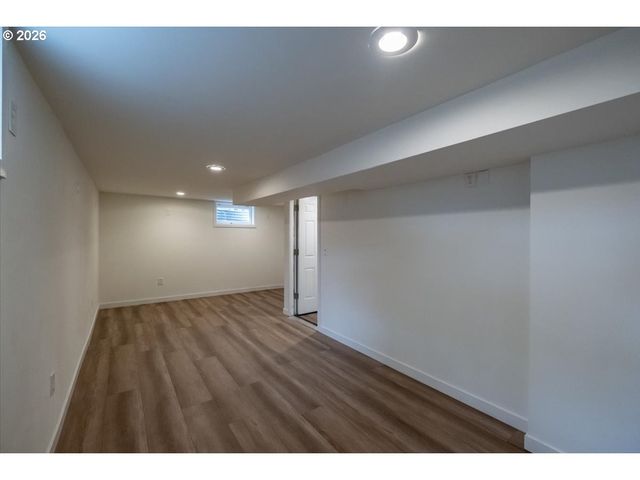 8610 Ne HANCOCK St, Portland, OR 97220