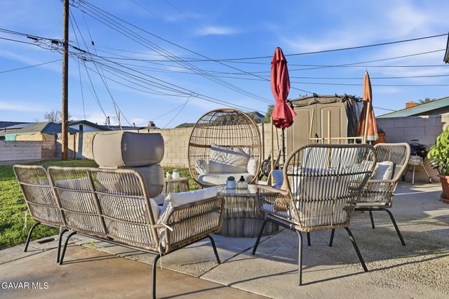 143 N Wendy Drive, Newbury Park, CA 91320