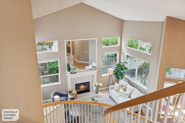 2147 Falcon Ridge Dr, Petaluma, CA 94954