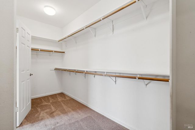 2147 Falcon Ridge Dr, Petaluma, CA 94954