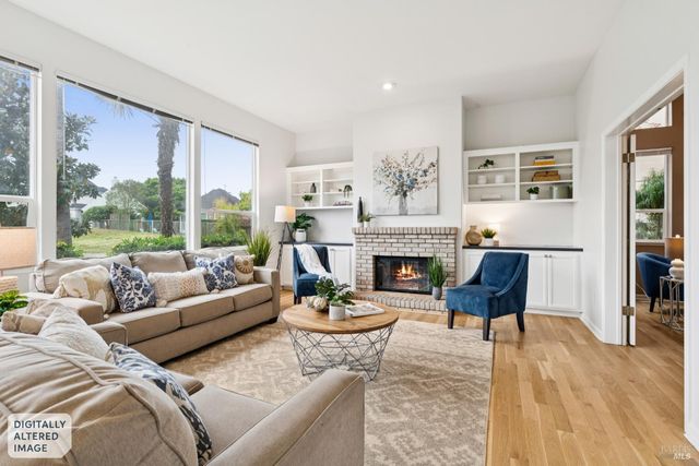 2147 Falcon Ridge Dr, Petaluma, CA 94954