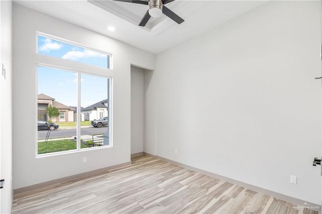 5809 N Dodger Street, Pharr, TX 78577