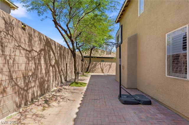 1174 Twinkling Meadows Drive, Henderson, NV 89012