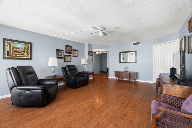 660 ISLAND WAY 902, Clearwater, FL 33767