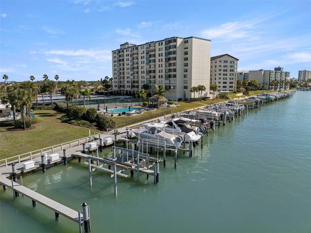 660 ISLAND WAY 902, Clearwater, FL 33767