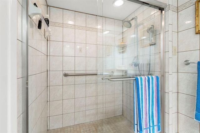 660 ISLAND WAY 902, Clearwater, FL 33767