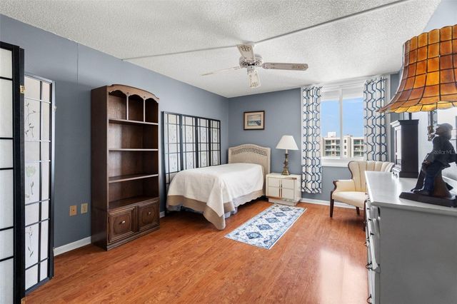 660 ISLAND WAY 902, Clearwater, FL 33767