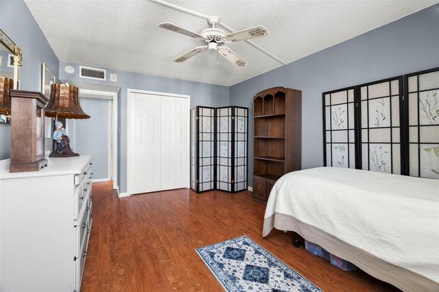 660 ISLAND WAY 902, Clearwater, FL 33767