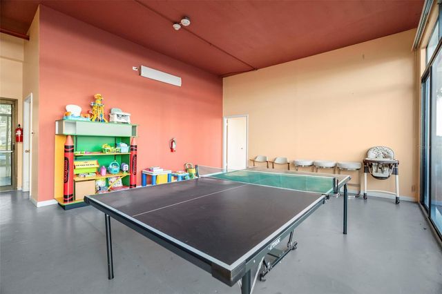 660 ISLAND WAY 902, Clearwater, FL 33767