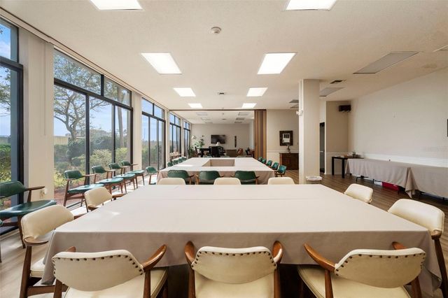 660 ISLAND WAY 902, Clearwater, FL 33767