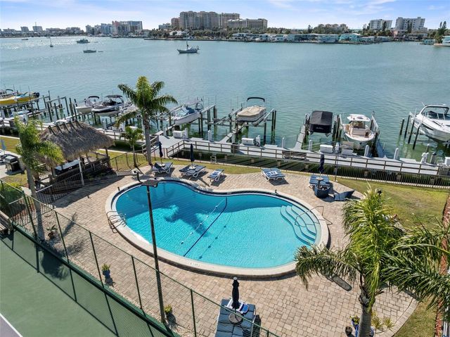 660 ISLAND WAY 902, Clearwater, FL 33767