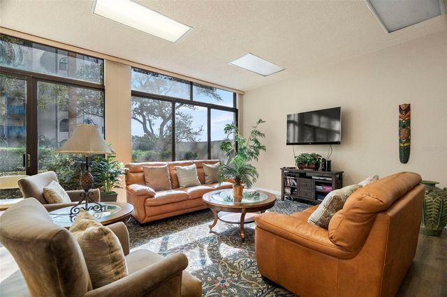 660 ISLAND WAY 902, Clearwater, FL 33767