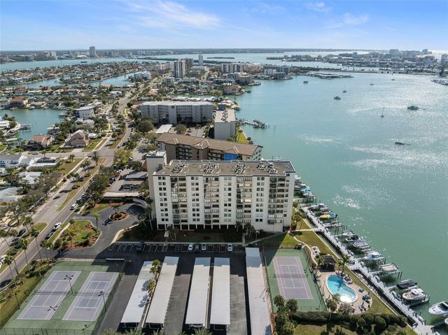 660 ISLAND WAY 902, Clearwater, FL 33767