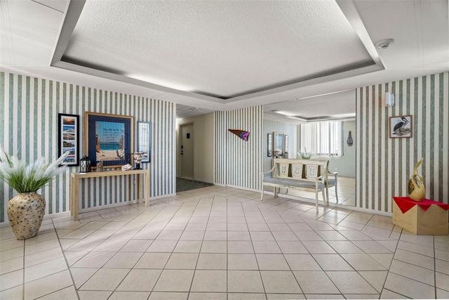 660 ISLAND WAY 902, Clearwater, FL 33767