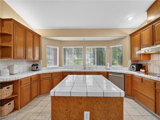 3505 Doubletree, Madera, CA 93637