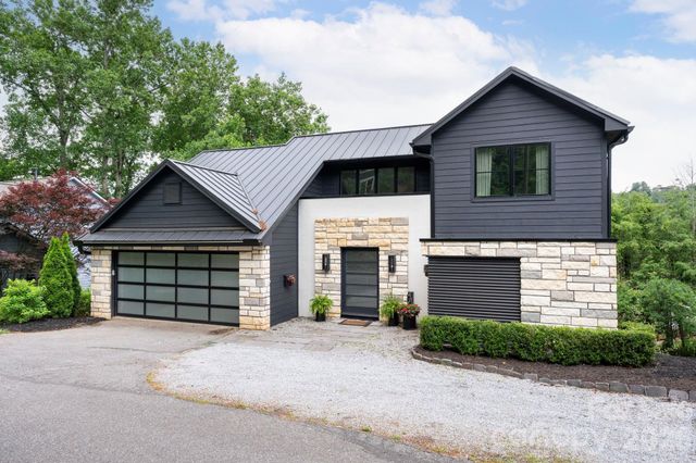 48 Woodvale Avenue, Asheville, NC 28804