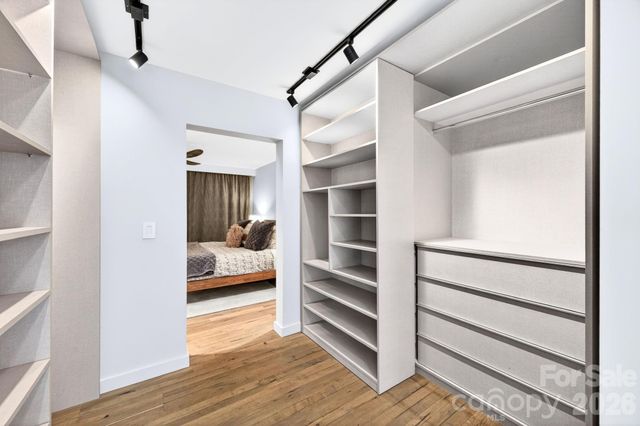 48 Woodvale Avenue, Asheville, NC 28804