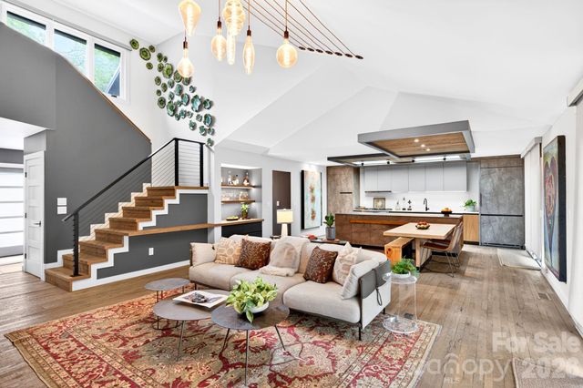 48 Woodvale Avenue, Asheville, NC 28804