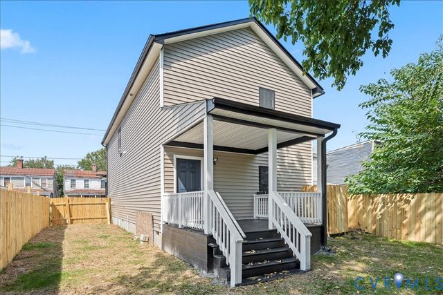 1348 Rome St, Petersburg, VA 23803