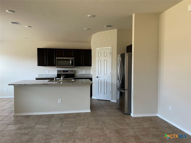 6114 Sally Ride Lane, Killeen, TX 76543