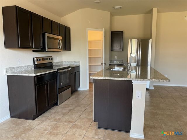 6114 Sally Ride Lane, Killeen, TX 76543