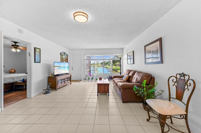 9244 Flynn Circle 2, Boca Raton, FL 33496